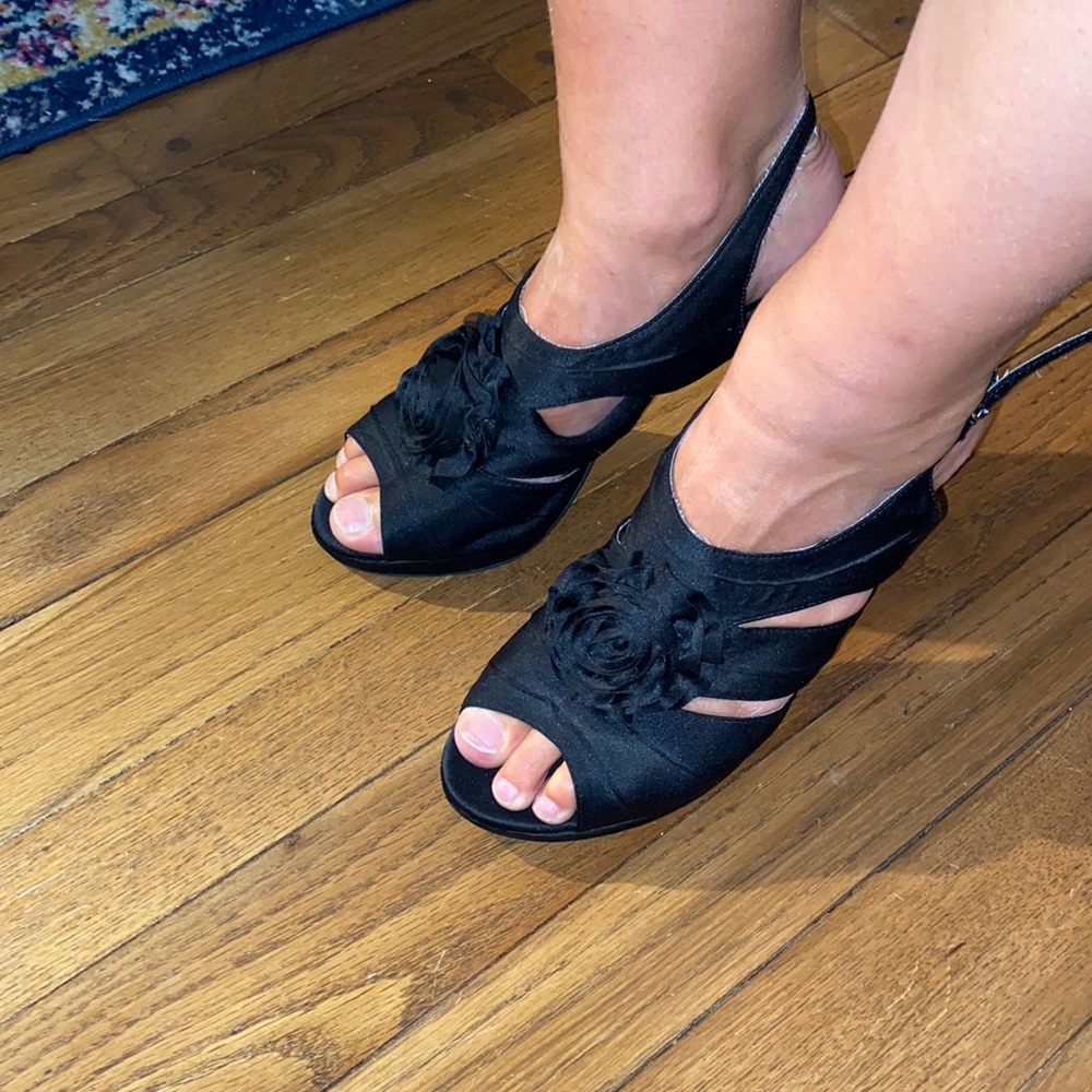 Size 9 open toed heels